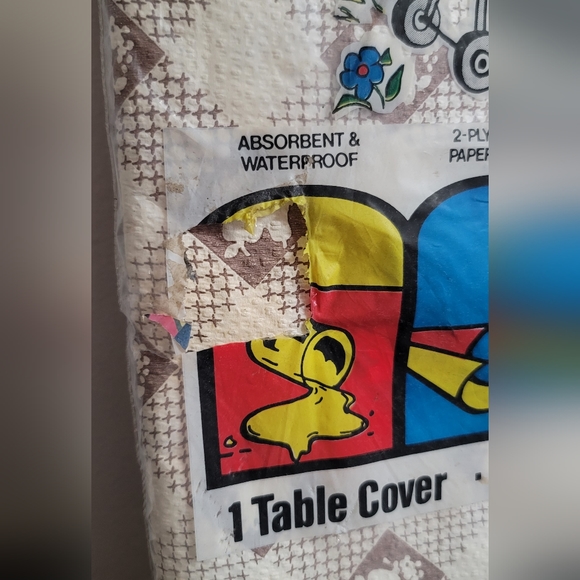 Vintage NEW ERVING Cook-Out DECORATOR TABLE COVER (54" X 96") 40 SQ FT 1981 - Picture 3 of 5